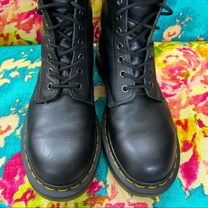 Dr. Martens 1460 Smooth Leather